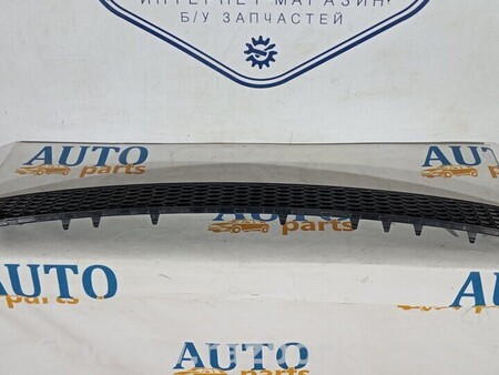 ФОТО Молдинг накладка бампера заднього для Audi (Ауди) A1 8XA (12.2011-11.2016) Киев