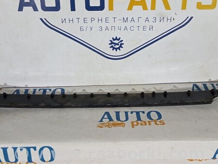 ФОТО Молдинг накладка бампера заднього для Audi (Ауди) A1 8XA (12.2011-11.2016) Киев