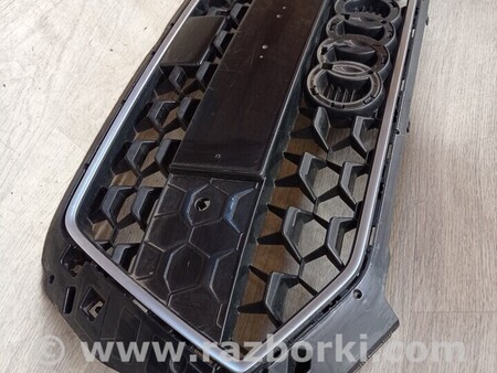 ФОТО Решетка радиатора бампера переднего для Audi (Ауди) A1 8XA (12.2011-11.2016) Киев