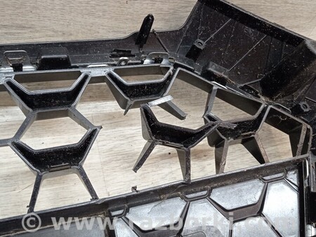 ФОТО Решетка радиатора бампера переднего для Audi (Ауди) A1 8XA (12.2011-11.2016) Киев