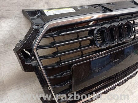 ФОТО Решетка радиатора бампера переднего для Audi (Ауди) A1 8XA (12.2011-11.2016) Киев
