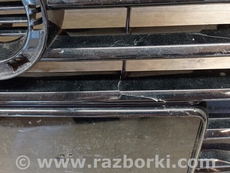 ФОТО Решетка радиатора бампера переднего для Audi (Ауди) A1 8XA (12.2011-11.2016) Киев