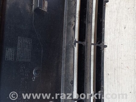 ФОТО Решетка радиатора бампера переднего для Audi (Ауди) A1 8XA (12.2011-11.2016) Киев