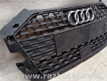 ФОТО Решетка радиатора бампера переднего для Audi (Ауди) A1 8XA (12.2011-11.2016) Киев