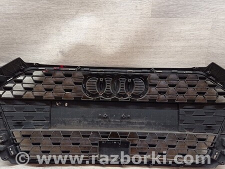 ФОТО Решетка радиатора бампера переднего для Audi (Ауди) A1 8XA (12.2011-11.2016) Киев