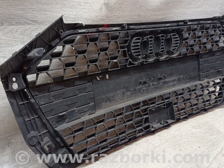 ФОТО Решетка радиатора бампера переднего для Audi (Ауди) A1 8XA (12.2011-11.2016) Киев