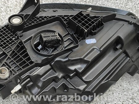 ФОТО Фара передняя правая для Audi (Ауди) A1 8XA (12.2011-11.2016) Киев