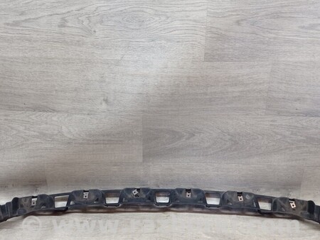 ФОТО Кронштейн бампера заднего центральный для Audi (Ауди) A2 8Z (11.1999-08.2005) Киев