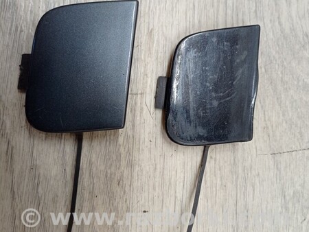 ФОТО Заглушка бампера буксировочного крюка передняя для Audi (Ауди) A3 8P1, 8PA, 8P7 (03.2003-12.2013) Киев