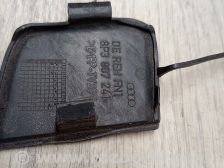 ФОТО Заглушка бампера буксировочного крюка передняя для Audi (Ауди) A3 8P1, 8PA, 8P7 (03.2003-12.2013) Киев