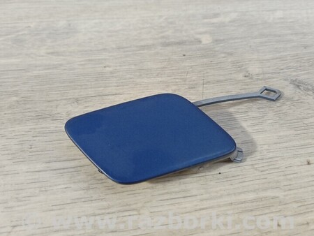 ФОТО Заглушка бампера буксировочного крюка передняя для Audi (Ауди) A3 8P1, 8PA, 8P7 (03.2003-12.2013) Киев