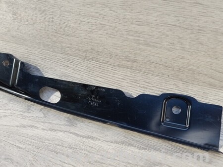 ФОТО Кронштейн Крипление крила переднего левый для Audi (Ауди) A3 8P1, 8PA, 8P7 (03.2003-12.2013) Киев