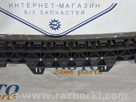 ФОТО Кронштейн напрямна заднього бампера для Audi (Ауди) A3 8P1, 8PA, 8P7 (03.2003-12.2013) Киев