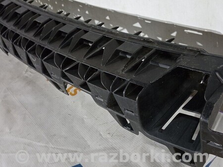 ФОТО Кронштейн напрямна заднього бампера для Audi (Ауди) A3 8P1, 8PA, 8P7 (03.2003-12.2013) Киев