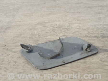 ФОТО Ліва заглушка омивача фари переднього бампера для Audi (Ауди) A3 8P1, 8PA, 8P7 (03.2003-12.2013) Киев