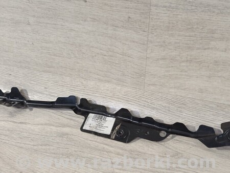 ФОТО Направляющая кронштейн крыла левий для Audi (Ауди) A3 8P1, 8PA, 8P7 (03.2003-12.2013) Киев