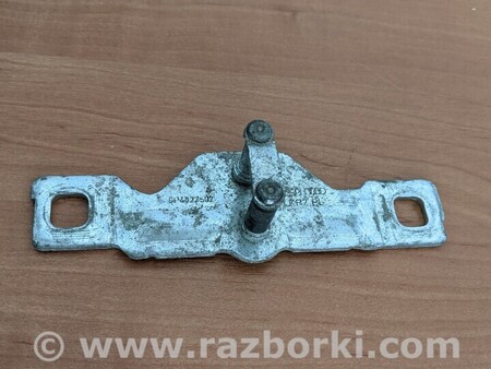 ФОТО Петля-зацеп замка кришки багажника для Audi (Ауди) A3 8P1, 8PA, 8P7 (03.2003-12.2013) Киев