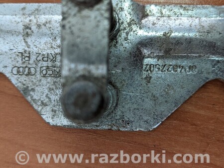 ФОТО Петля-зацеп замка кришки багажника для Audi (Ауди) A3 8P1, 8PA, 8P7 (03.2003-12.2013) Киев