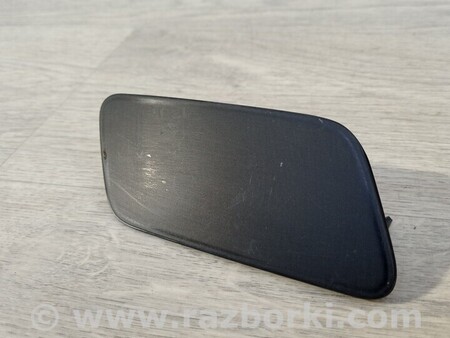 ФОТО Права заглушка омивача фари переднього бампера для Audi (Ауди) A3 8P1, 8PA, 8P7 (03.2003-12.2013) Киев