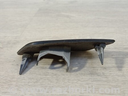 ФОТО Права заглушка омивача фари переднього бампера для Audi (Ауди) A3 8P1, 8PA, 8P7 (03.2003-12.2013) Киев