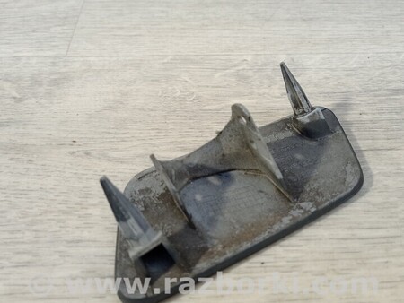 ФОТО Права заглушка омивача фари переднього бампера для Audi (Ауди) A3 8P1, 8PA, 8P7 (03.2003-12.2013) Киев