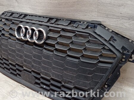 ФОТО Решетка радиатора бампера переднего для Audi (Ауди) A3 8P1, 8PA, 8P7 (03.2003-12.2013) Киев