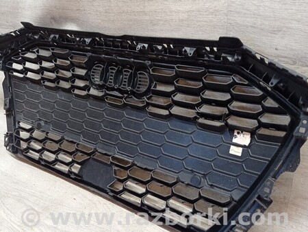 ФОТО Решетка радиатора бампера переднего для Audi (Ауди) A3 8P1, 8PA, 8P7 (03.2003-12.2013) Киев