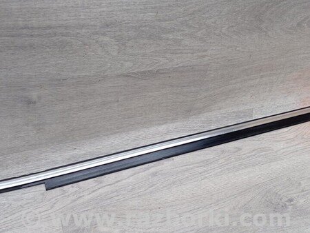 ФОТО Хром Молдинг двери передней левой для Audi (Ауди) A3 8P1, 8PA, 8P7 (03.2003-12.2013) Киев