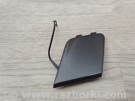 ФОТО Заглушка бампера буксировочного крюка передняя для Audi (Ауди) A4 B9 - 8W2, 8W5 (06.2015-...) Киев