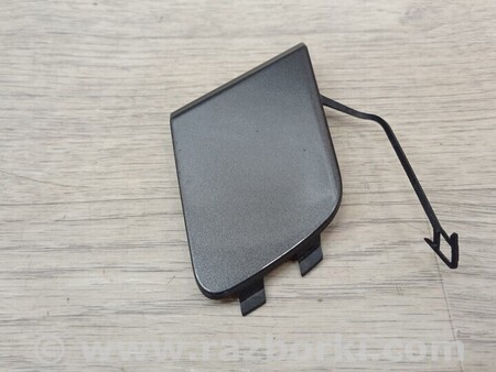 ФОТО Заглушка бампера буксировочного крюка передняя для Audi (Ауди) A4 B9 - 8W2, 8W5 (06.2015-...) Киев