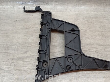 ФОТО Кронштейн кріплення направляюча заднього бампера лівий для Audi (Ауди) A4 B9 - 8W2, 8W5 (06.2015-...) Киев