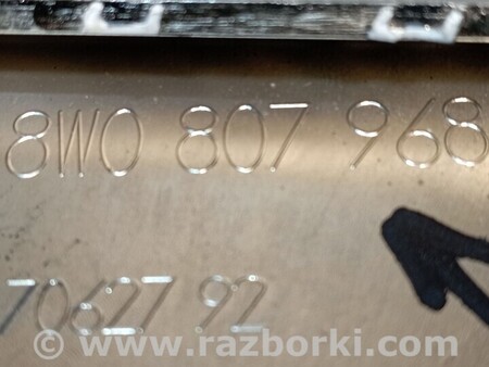 ФОТО Молдинг бампера переднего левий для Audi (Ауди) A4 B9 - 8W2, 8W5 (06.2015-...) Киев