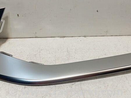 ФОТО Накладка листва хром бампера левый для Audi (Ауди) A4 B9 - 8W2, 8W5 (06.2015-...) Киев