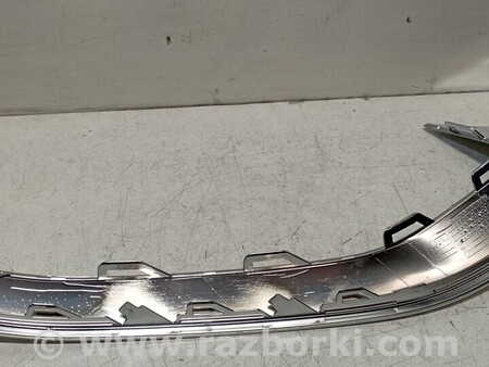 ФОТО Накладка хром решетка бампера левая для Audi (Ауди) A4 B9 - 8W2, 8W5 (06.2015-...) Киев