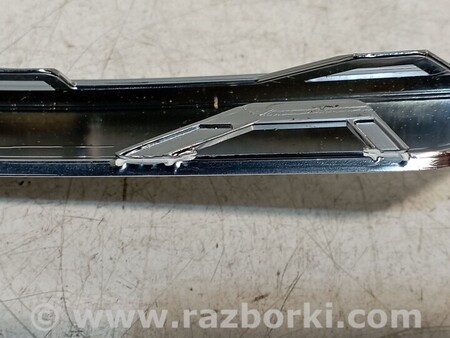 ФОТО Накладка хром решетка бампера левая для Audi (Ауди) A4 B9 - 8W2, 8W5 (06.2015-...) Киев