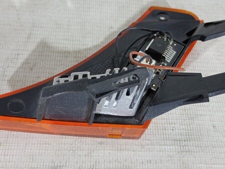 ФОТО Повторитель поворота правую фару Повторювач повороту для Audi (Ауди) A4 B9 - 8W2, 8W5 (06.2015-...) Киев