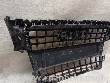 ФОТО Решетка радиатора деф для Audi (Ауди) A4 B9 - 8W2, 8W5 (06.2015-...) Киев