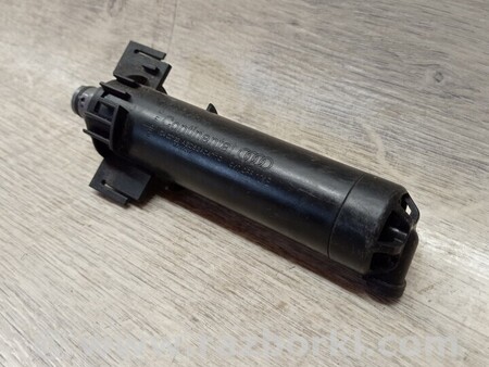 ФОТО Форсунка омивача фари передньої лівої для Audi (Ауди) A4 B9 - 8W2, 8W5 (06.2015-...) Киев