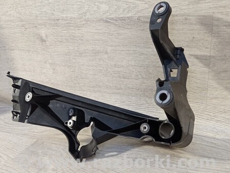 ФОТО Кронштейн бампера переднего левый Крепление фари для Audi (Ауди) A5 8T (03.2007-11.2016) Киев