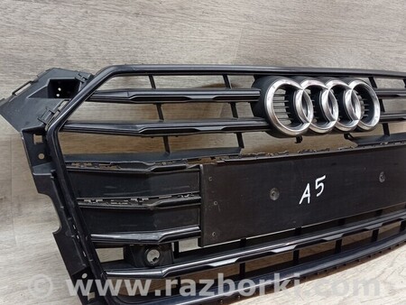 ФОТО Решетка радиатора бампера переднего центральная для Audi (Ауди) A5 8T (03.2007-11.2016) Киев