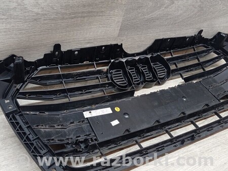 ФОТО Решетка радиатора бампера переднего центральная для Audi (Ауди) A5 8T (03.2007-11.2016) Киев