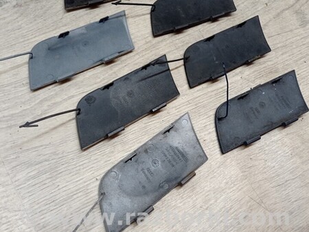 ФОТО Заглушка бампера буксировочного крюка передняя для Audi (Ауди) A6 C6 (02.2004-12.2010) Киев