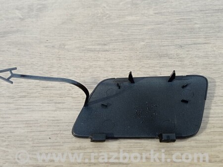 ФОТО Заглушка бампера буксировочного крюка передняя для Audi (Ауди) A6 C6 (02.2004-12.2010) Киев