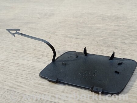 ФОТО Заглушка бампера буксировочного крюка передняя для Audi (Ауди) A6 C6 (02.2004-12.2010) Киев