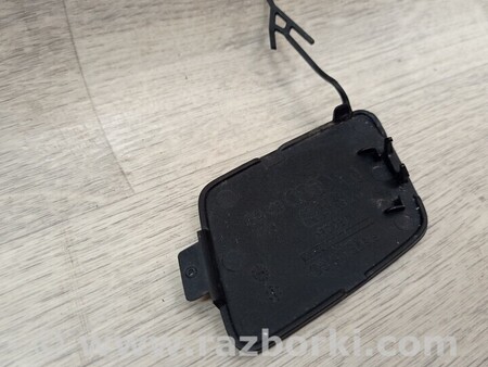 ФОТО Заглушка бампера буксировочного крюка передняя для Audi (Ауди) A6 C6 (02.2004-12.2010) Киев