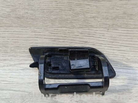 ФОТО Заглушка кришка омивателя фар левая бампера переднего для Audi (Ауди) A6 C6 (02.2004-12.2010) Киев