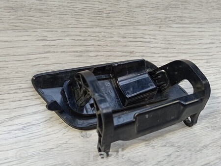 ФОТО Заглушка кришка омивателя фар левая бампера переднего для Audi (Ауди) A6 C6 (02.2004-12.2010) Киев