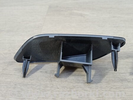 ФОТО Заглушка омивателя фар правая передняя для Audi (Ауди) A6 C6 (02.2004-12.2010) Киев