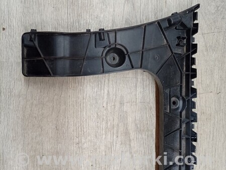 ФОТО Кронштейн кріплення направляюча заднього бампера лівий для Audi (Ауди) A6 C6 (02.2004-12.2010) Київ