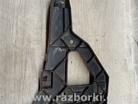 ФОТО Кронштейн кріплення направляюча переднього бампера лівий для Audi (Ауди) A6 C6 (02.2004-12.2010) Київ